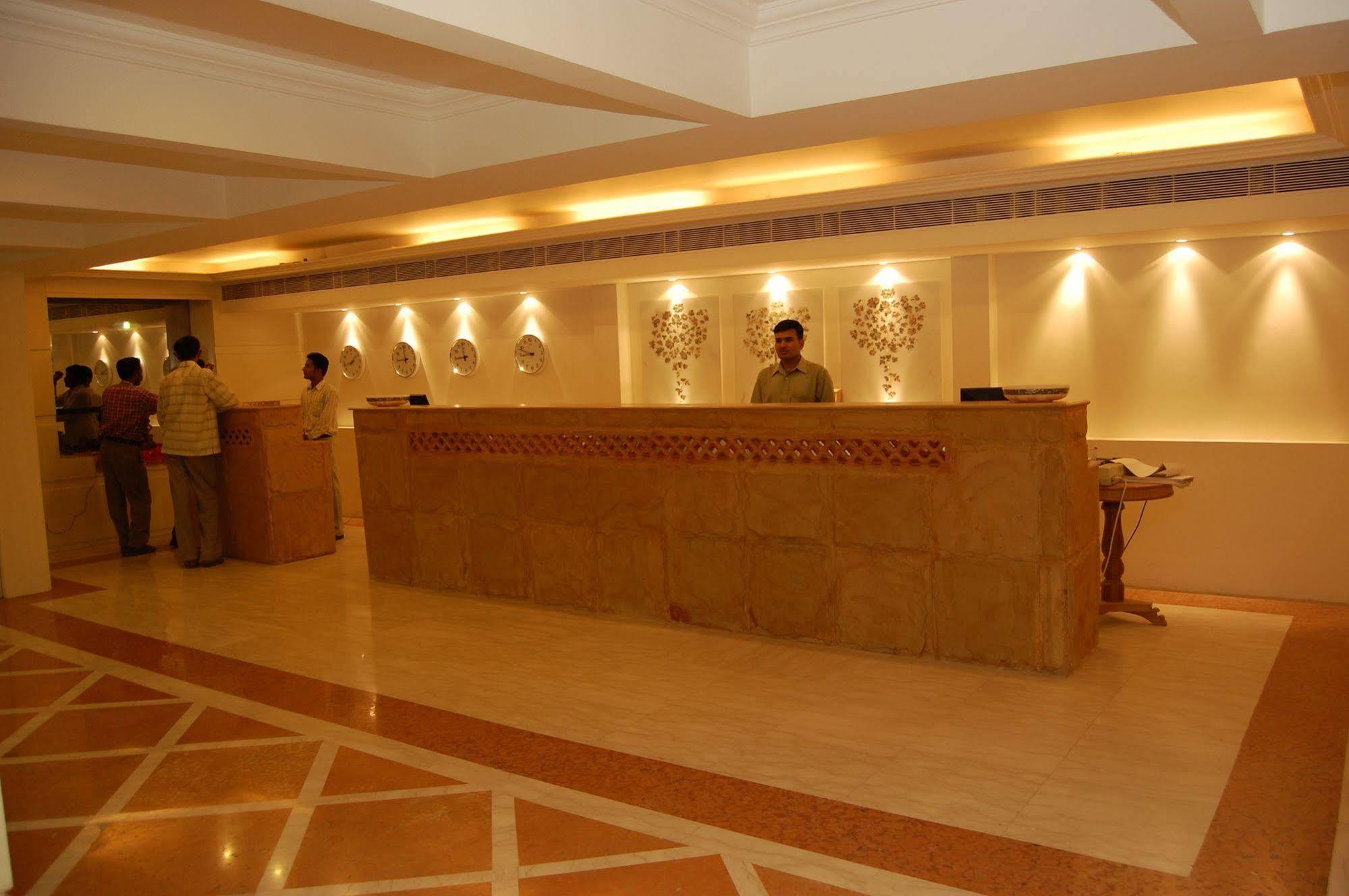 Hotel Mapple Abhay Jodhpur à Jodhpur  Extérieur photo